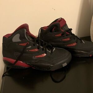 Men’s Adidas Basketball Shoes size 10 1/2 med.